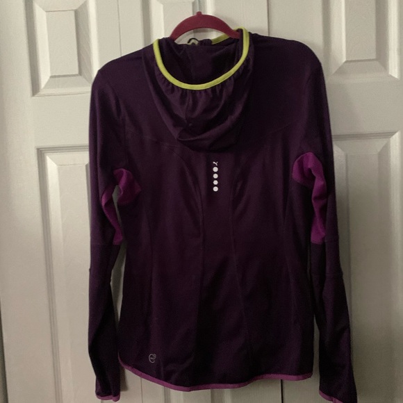 Top - Picture 2 of 2